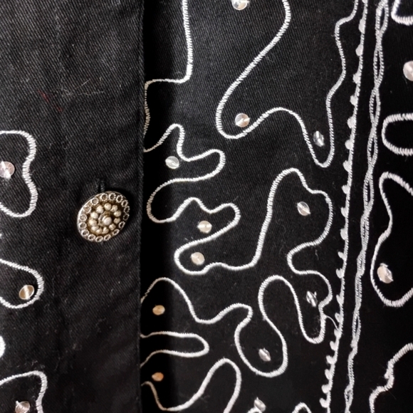 Choices Embroidered Jacket Size S Casual Chic Artsy Everyday Layer - Picture 4 of 9